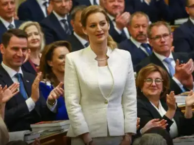 Amilyen szép olyan határozott: Forsthoffer Ágnes máris rendet tesz az Országgyűlésben, elkezdődtek a kirúgások