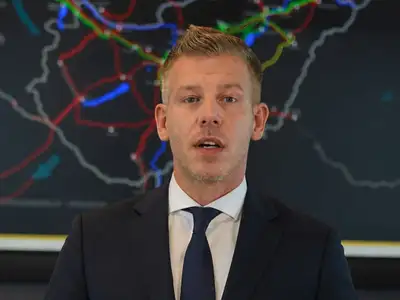 Magyar Péter bejelentette: itt az áramkorlátozás rendje – Erre kell készülni!