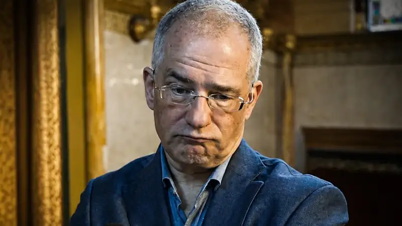 Kósa Lajos is célkeresztbe került, máris dőlnek a dominók