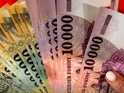 Ismét pénz áll a házhoz: fontos bejelentés érkezett a családoknak