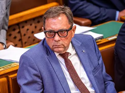 Ebben a pillanatban jött a mindent elsöprő bejelentés Pócs Jánosról: itt a vége