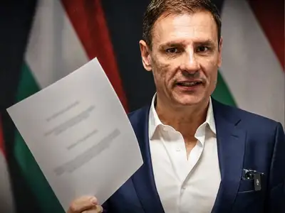 A fideszes Tuzson Bence, elkezdte fenyegetni azokat akik a Tiszát segítik