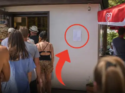 Balatoni lángososnál látták ezt a kiírást: a vendégek csak néztek, de nehéz vitatkozni vele