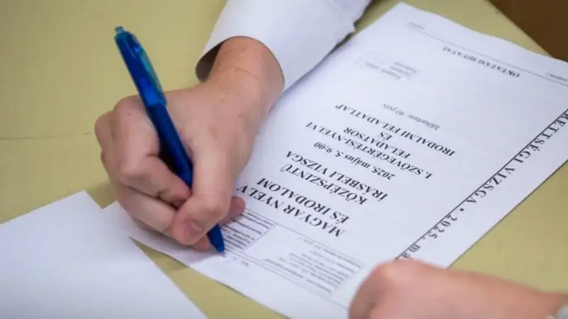 Kitört a balhé a érettségi feladatok miatt, az új TISZA kormányhoz fordulnak