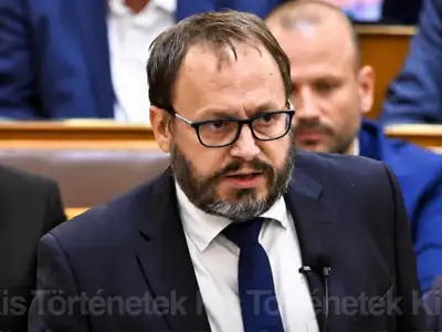 Kármán miniszter megszólalt 13. és 14. havi nyugdíjról: amit most elárult, arra mindenki felkapta a fejét