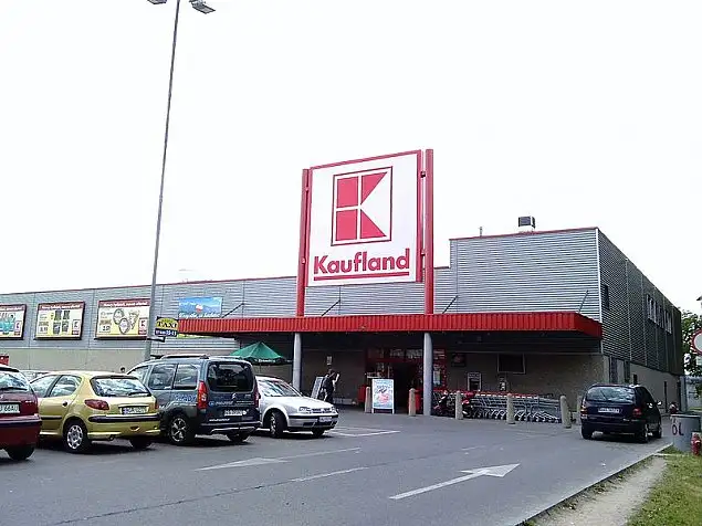 Magyarországra jön a Kaufland áruházlánc, a TESCO üzleteit veheti át