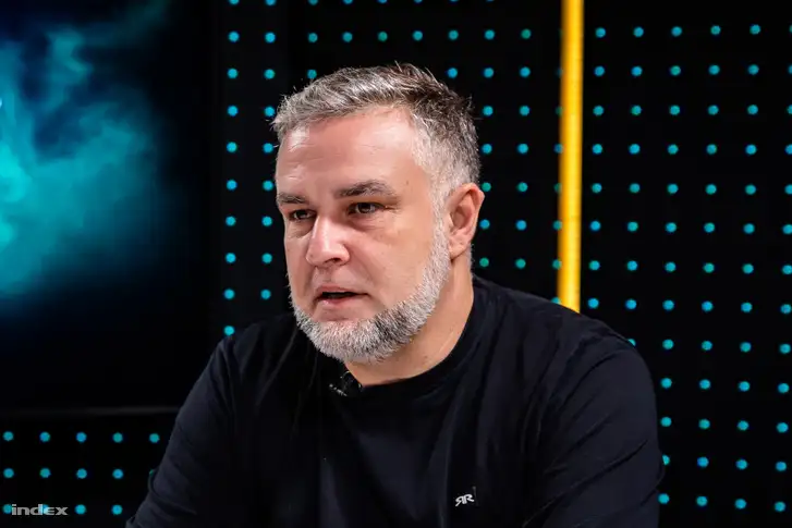 Bede Zsoltért kimentek a rendőrök, kiderült miért, megszólalt a feljelentő is.