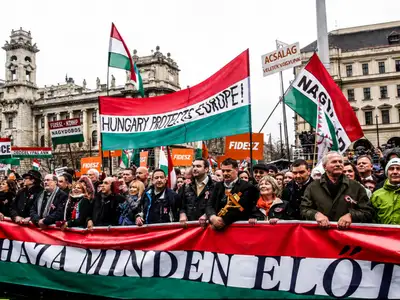 Újabb fideszes tüntetés jön, váratlant húztak ez keresztbe tehet Magyar Péternek