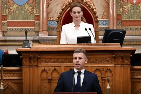 Észrevettek valami érdekeset Magyar Péter miniszterelnöki beszédében az elemzők