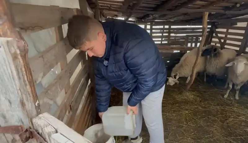 Megszólalt a fiú, akit az édesanyja a Facebookon keresett