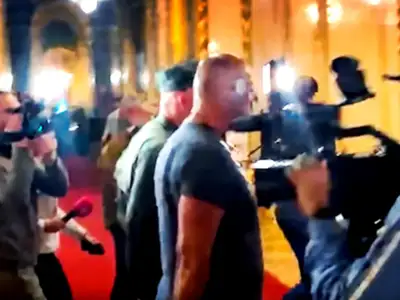 Botrány a Parlamentben: Az őrségnek kellett intézkednie