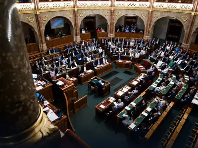 Öt képviselő mentelmi jogának felfüggesztéséről tárgyalnak a Parlamentben, kiderült kikről van szó