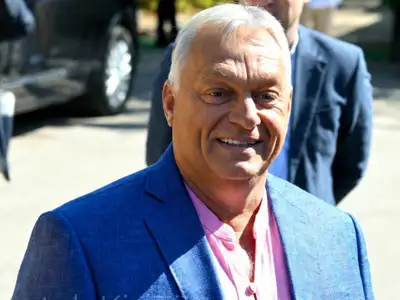 Orbán Viktor nem aggódik: Nem hiszed el mit tett miközben őrizetbe vették két miniszterét