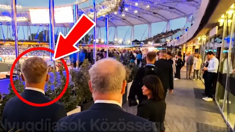Magyar Péter olyat tett, hogy azonnal mindenki fotózni kezdte, azonnal káosz lett