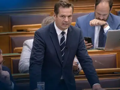 Németh Balázs ismét alkotott a Parlamentben, nem hittek a szemüknek az ott ülők olyat tett