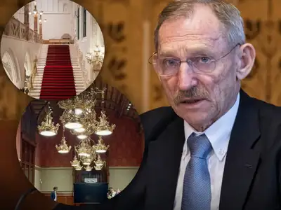 Pintér Sándor begurult miután Magyar leleplezte milyen luxus minisztréiumban dolgoztak: Ezt üzente Pintér.