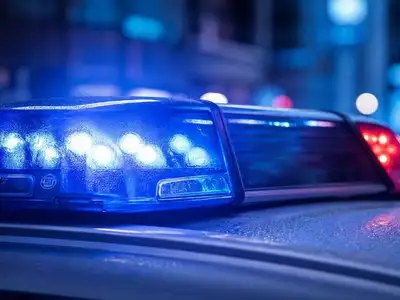Most jött: A rendőrség elvitte az otthonából a Fidesz-frakció egyik munkatársát
