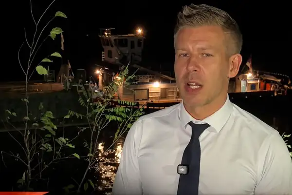 Süllyesztik a bárkákat Pakson, kiderült hány centit emel majd a vízszinten