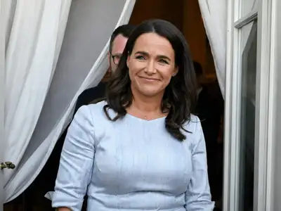 Elképesztő mit találtak Novák Katalin egykori kormányzati irodájában