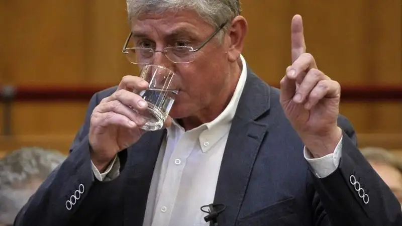 Nyugdíjba mehet Gyurcsány Ferenc, padlót fogsz amikor meglátod mennyi nyugdíjat fog kapni