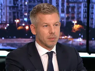 Magyar Pétert hazaküldték miután betegen adott interjút, letiltották a munkáról
