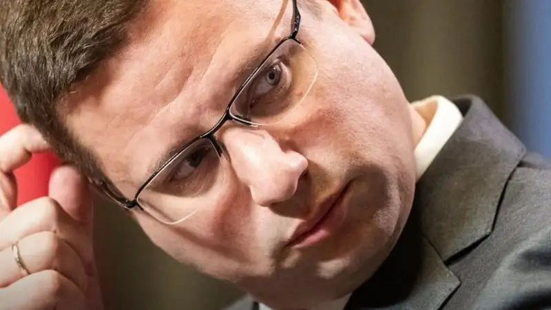 Keményen odaszóltak Gulyás Gergelynek: Nem szégyelled magad?