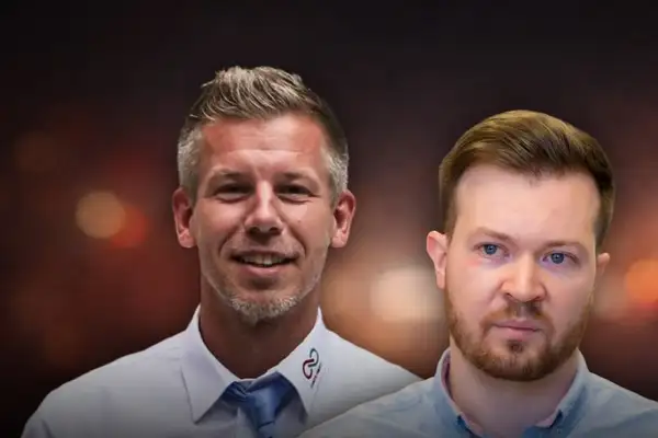 Most jött: Magyar Péter Szabó Bencével egyeztetett – fontos szerep jöhet a hős századosnak