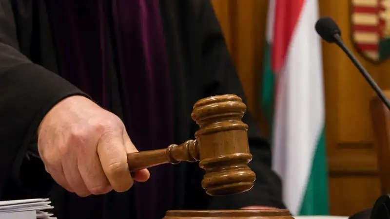 Borította a bilit az Ügyvédkör elnöke: vezető politikusok is börtönbe kerülhetnek a vagyonvisszaszerzési ügyekben