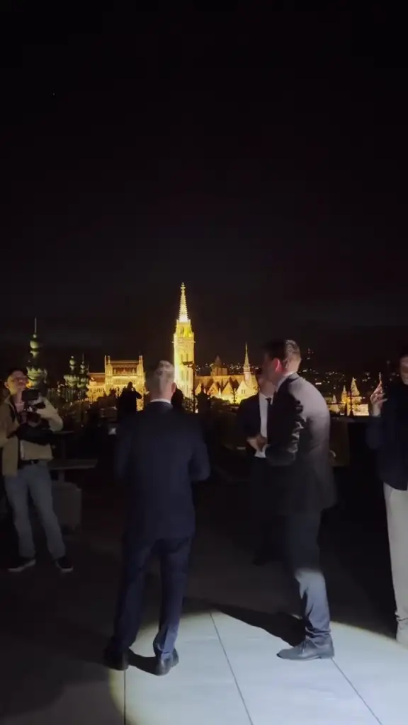 Magyar Péter bement Rogán minisztréiumába, lesokkolta amit ott talált