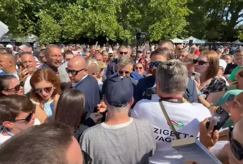 Váratlan dolog történt Magyar Péterrel a Margitszigeten