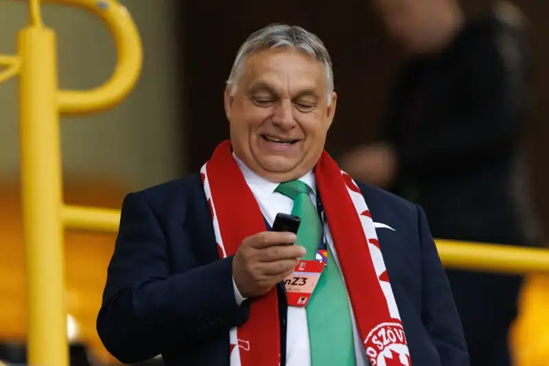 Mindenkit leszállítottak a MÁV vonatáról, súlyos baleset történt