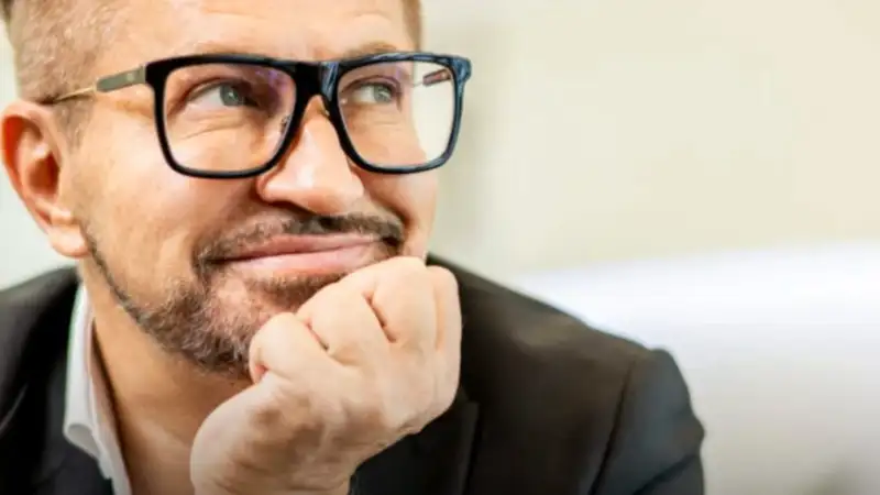 Felrobbant az internet Jákob Zoli friss fotójától: ritkán látott, tündérszép lányával jelent meg