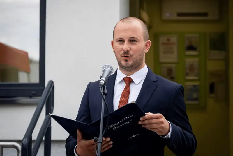 Lecsapott a rendőrség: Őrizetbe vették a fideszes polgármestert