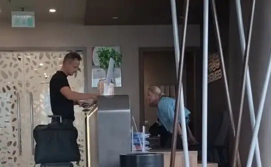 Lesifotó robbantotta ki az új ügyet Szijjártó körül, mutatjuk