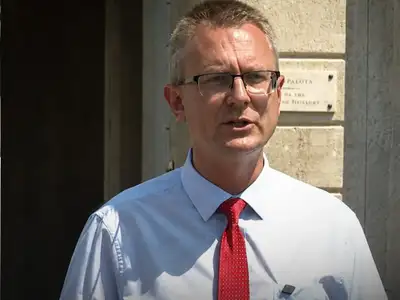Nagyon rossz hírt kapott a Fidesz–KDNP: keményen visszanyalt a fagyi Baka András ügyében