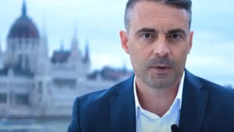 Ettől padlót fogsz: Vona Gábor előkerült, nem is akárhol! Minden nap láthatjuk majd
