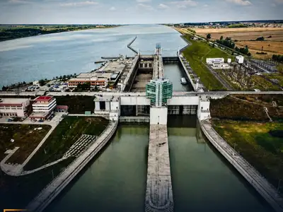 A szlovákok is bajban: Le kellett állítani a bősi erőmű több turbináját