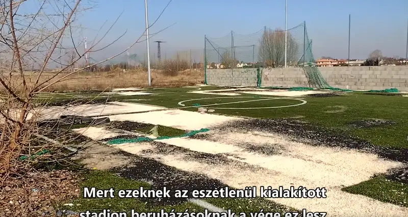 8 éve hever elhagyatottan egy stadion az országban, milliárdokat szórtak el rá, most a gaz növi
